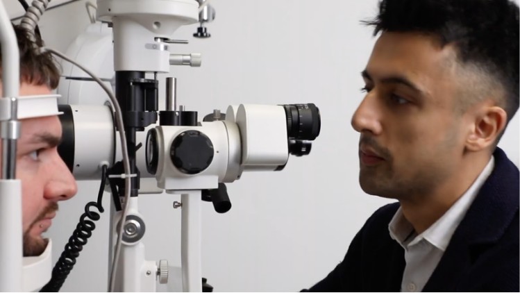 Contact Lenses stratford upon avon - eye test with Aki at CG optical